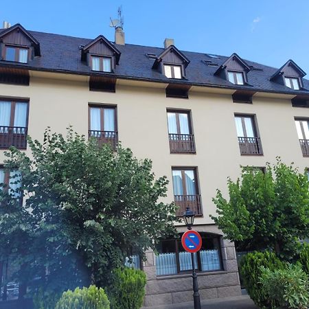 Hotel Ribaeta Vielha e Mijaran Buitenkant foto